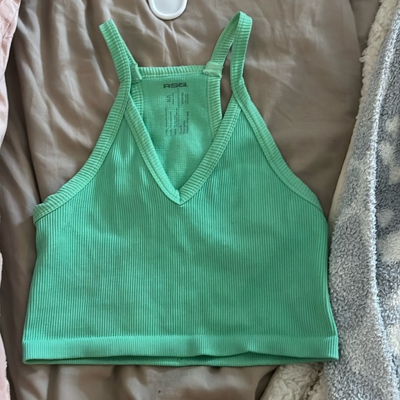 Cute green ribbed top - Picture 1 of 3